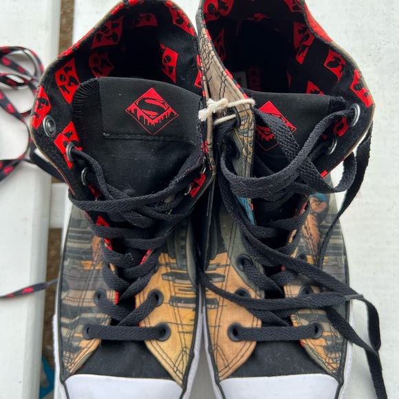 CONVERSE SUPERMAN TENNIS SHOES SIZE 9.5 BRAND NEW. DC COMICS - Picture 2 of 10